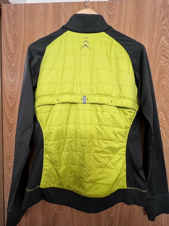 REI Women’s Jacket with reflective details - size Med - Picture 2 of 4